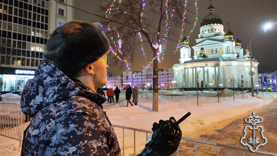 В Мордовии росгвардейцы приняли участие в обеспечении безопасности граждан в рождественскую ночь